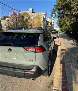 تۆیۆتا ڕاڤ 4